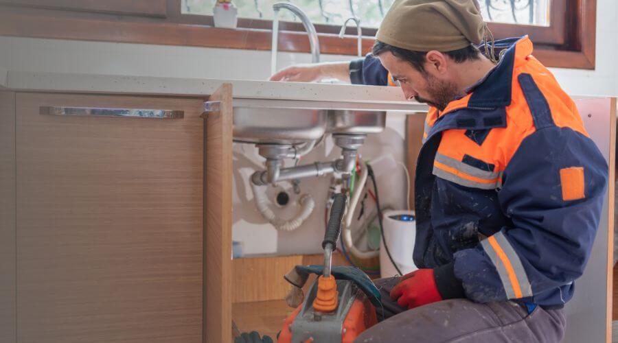 Professional septic tank pumping in North Bend, OR